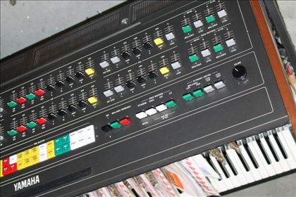 Yamaha-CS80"